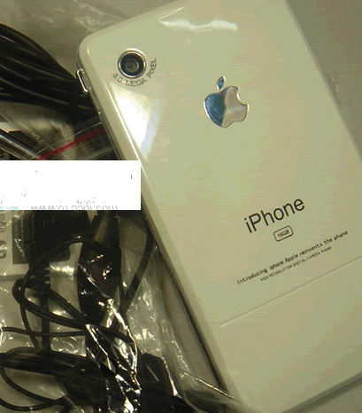 iPhone 4: non ancora presentato ha gia' i primi cloni