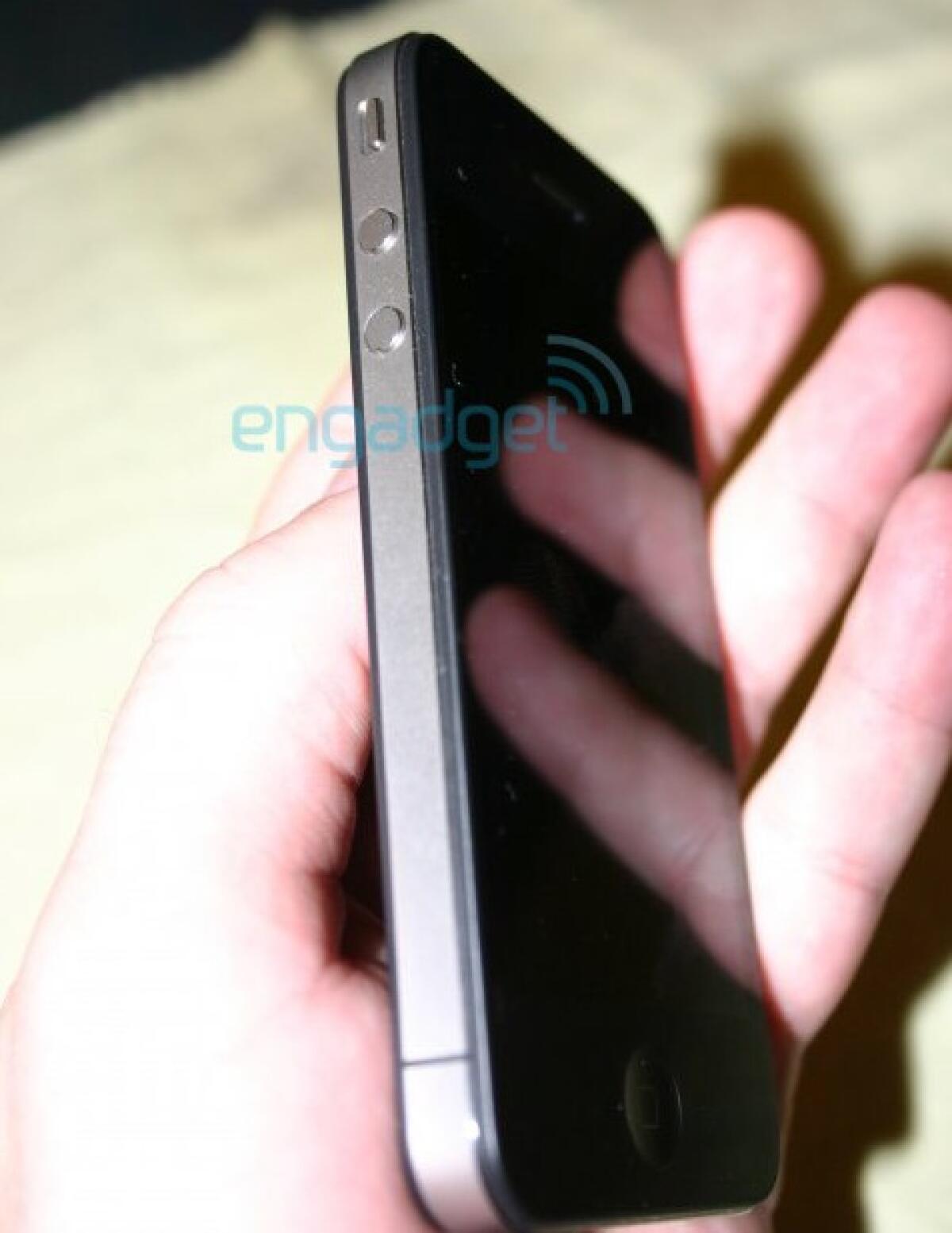 Nuove presunte foto di iPhone 4G - 