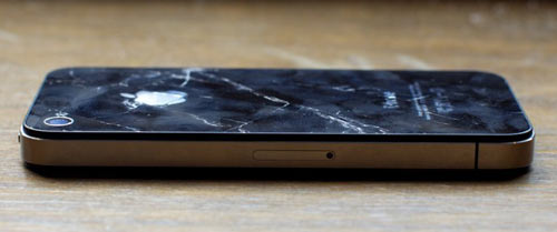 iPhone 4: vetro piu' fragile di quanto ipotizzato?