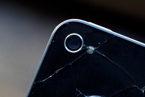 iPhone 4: vetro piu' fragile di quanto ipotizzato?