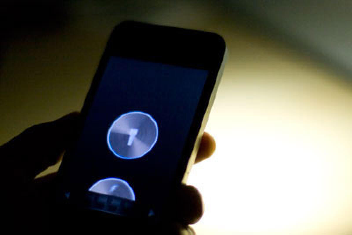 Usare iPhone 4 come una torcia grazie all'applicazione Led Light - 