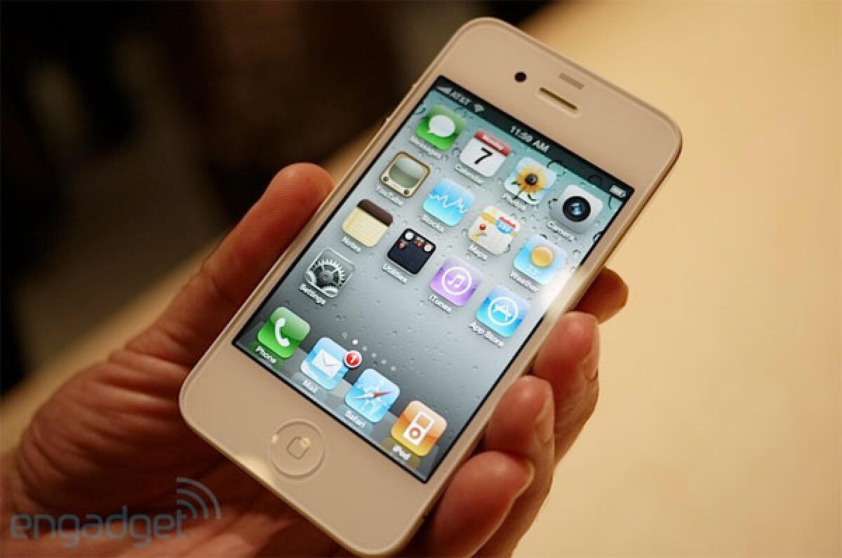 iPhone 4 bianco ha nuovi ritardi: ancora non acquistabile - 
