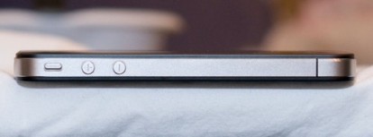 Pronti nuovi iPhone 4 per sostituire i difettosi?
