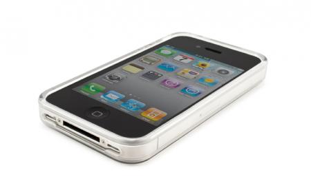 iPhone 4: innovativa custodia morbida come il silicone ma resistente come un case rigido
