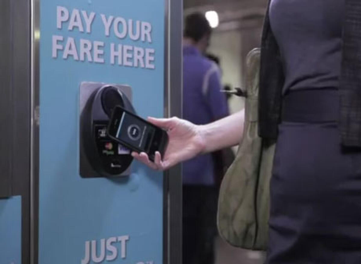 New York: Paywave e Visa per pagare con iPhone! - 