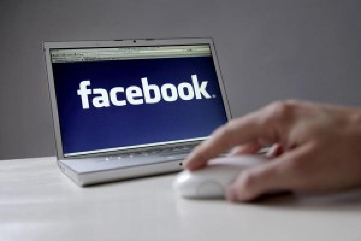Foto Facebook ingrandite - 
