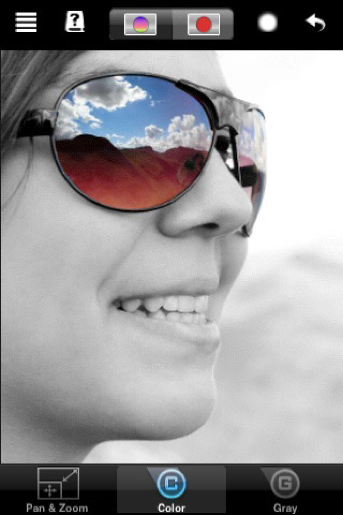 Converti le foto scattate con iPhone in bianco e nero e colorane alcuni dettagli con Color Splash - 