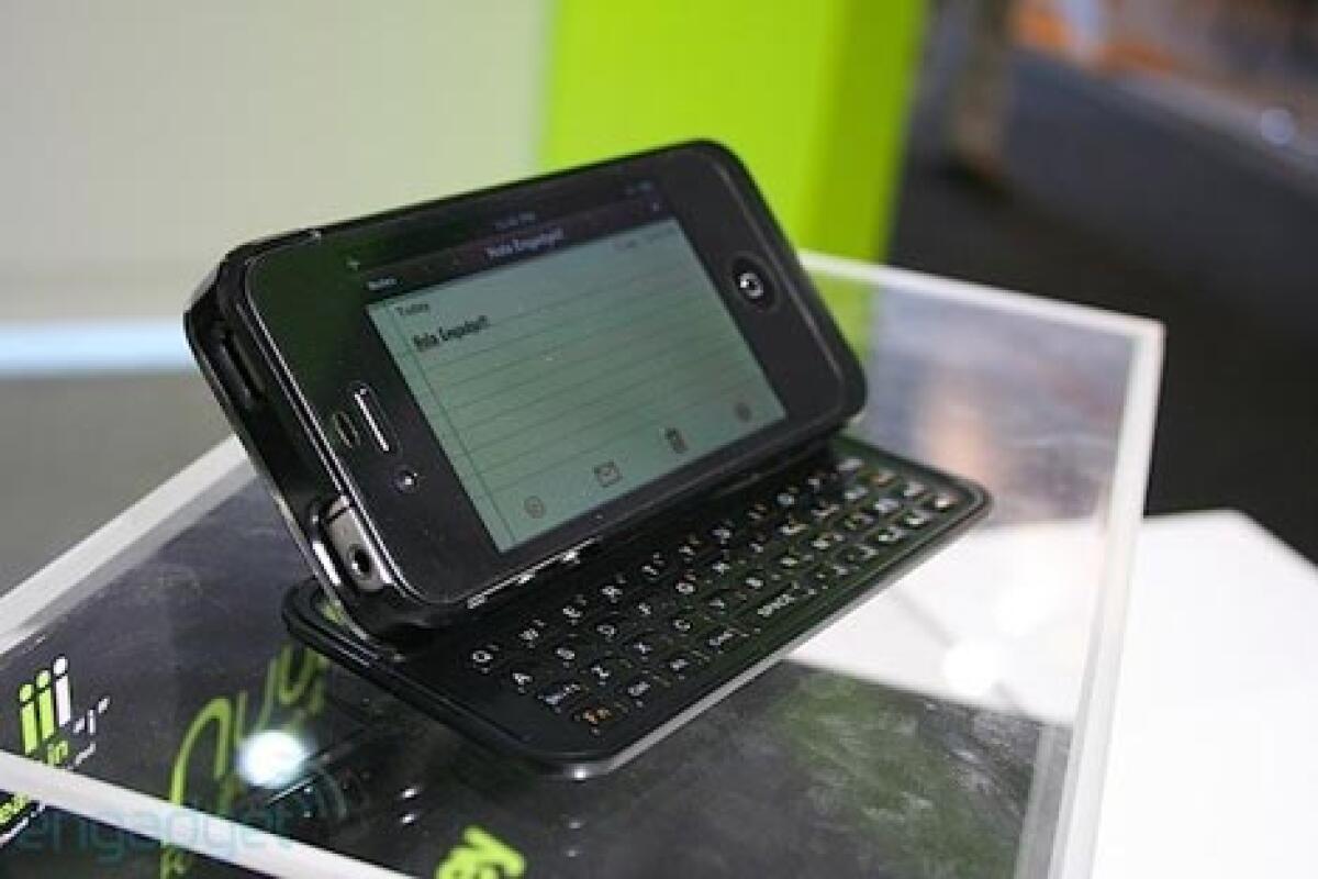 iPhone 4, in arrivo la tastiera fisica Nuu Mini Key - 