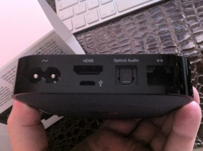 Unboxing Apple TV Italia