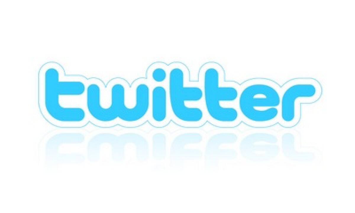 Trovare contatti Facebook su Twitter - 