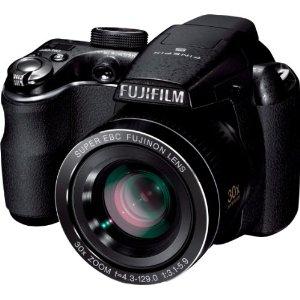 Fotocamere per appassionati: FinePix S4000