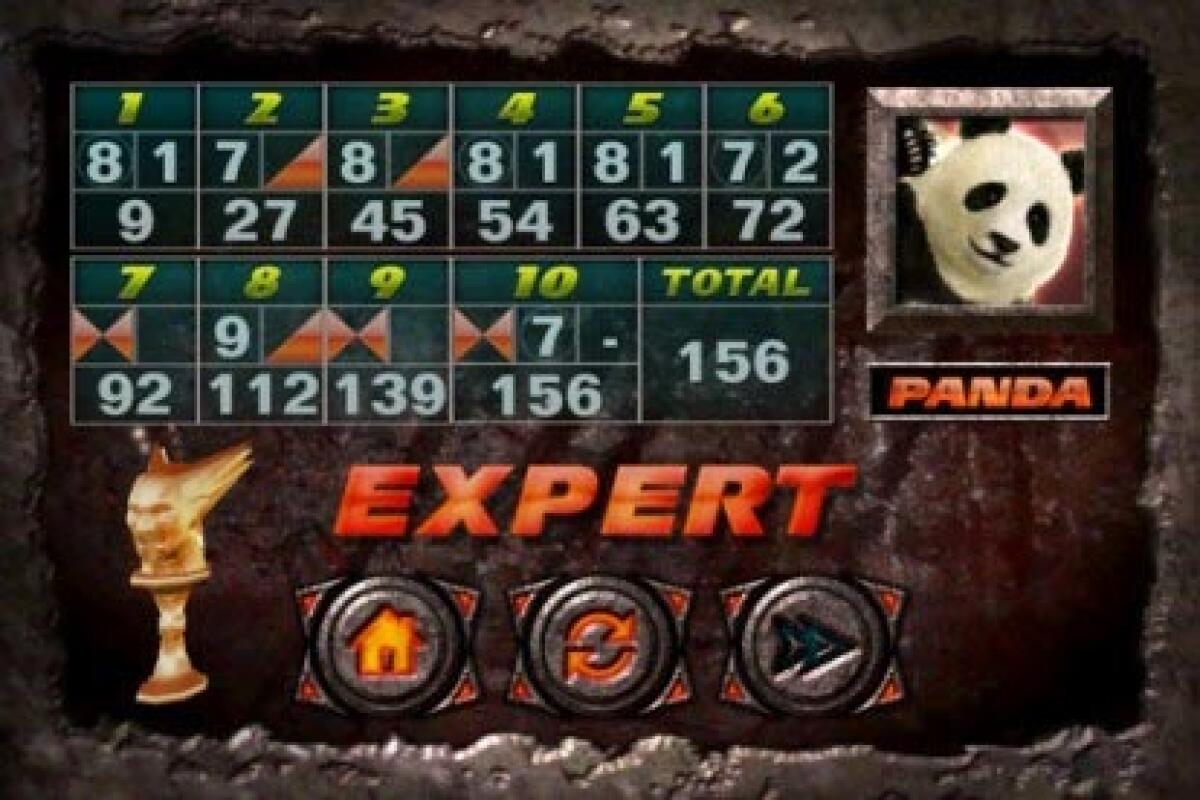 Giocare a bowling con i personaggi di Tekken - 