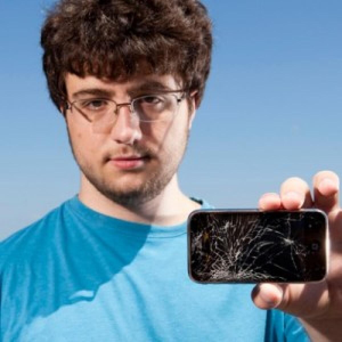 Comex, il creatore di Jailbreak, assunto da Apple - 
