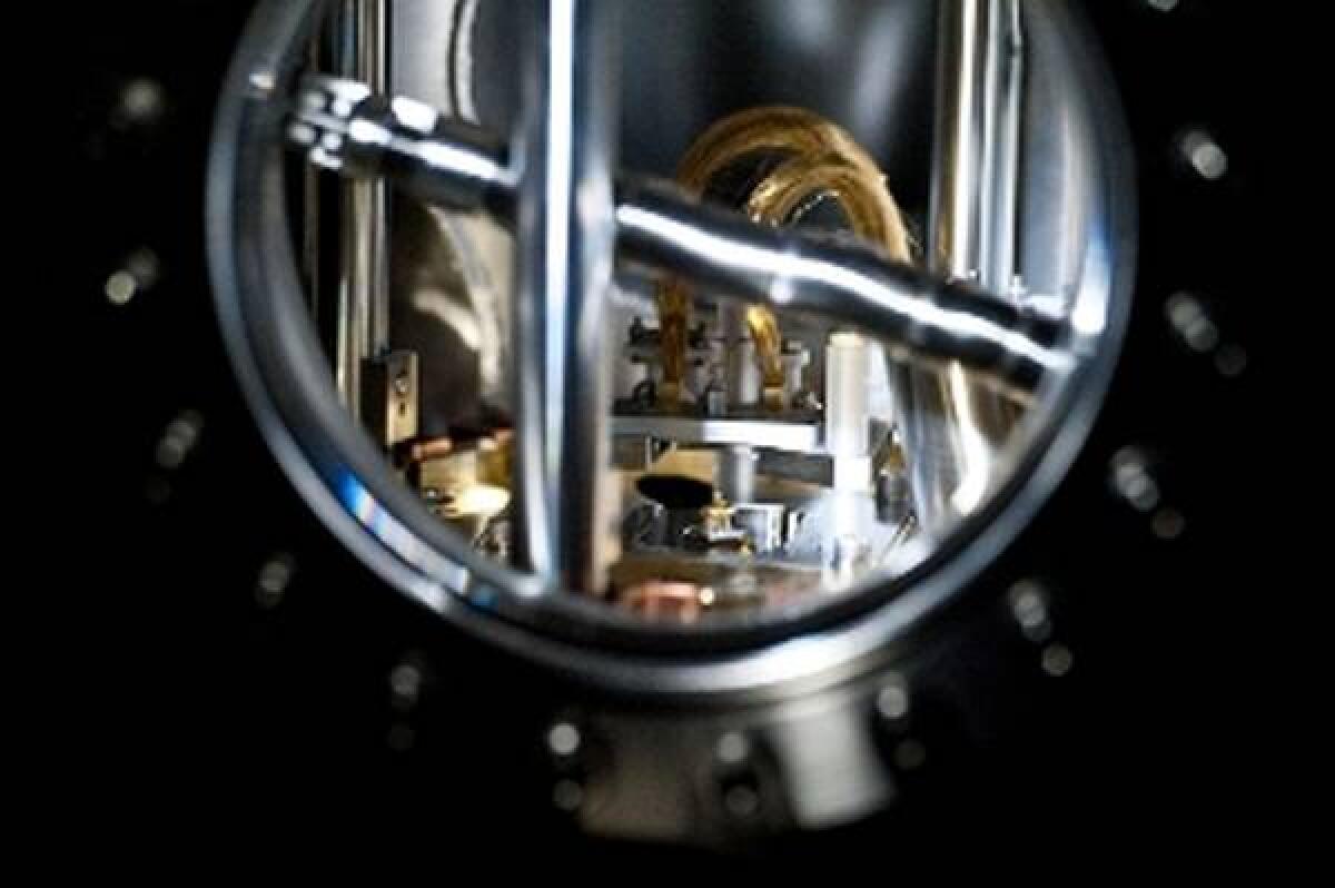 Motore elettrico , il futuro è più piccolo di un capello - 