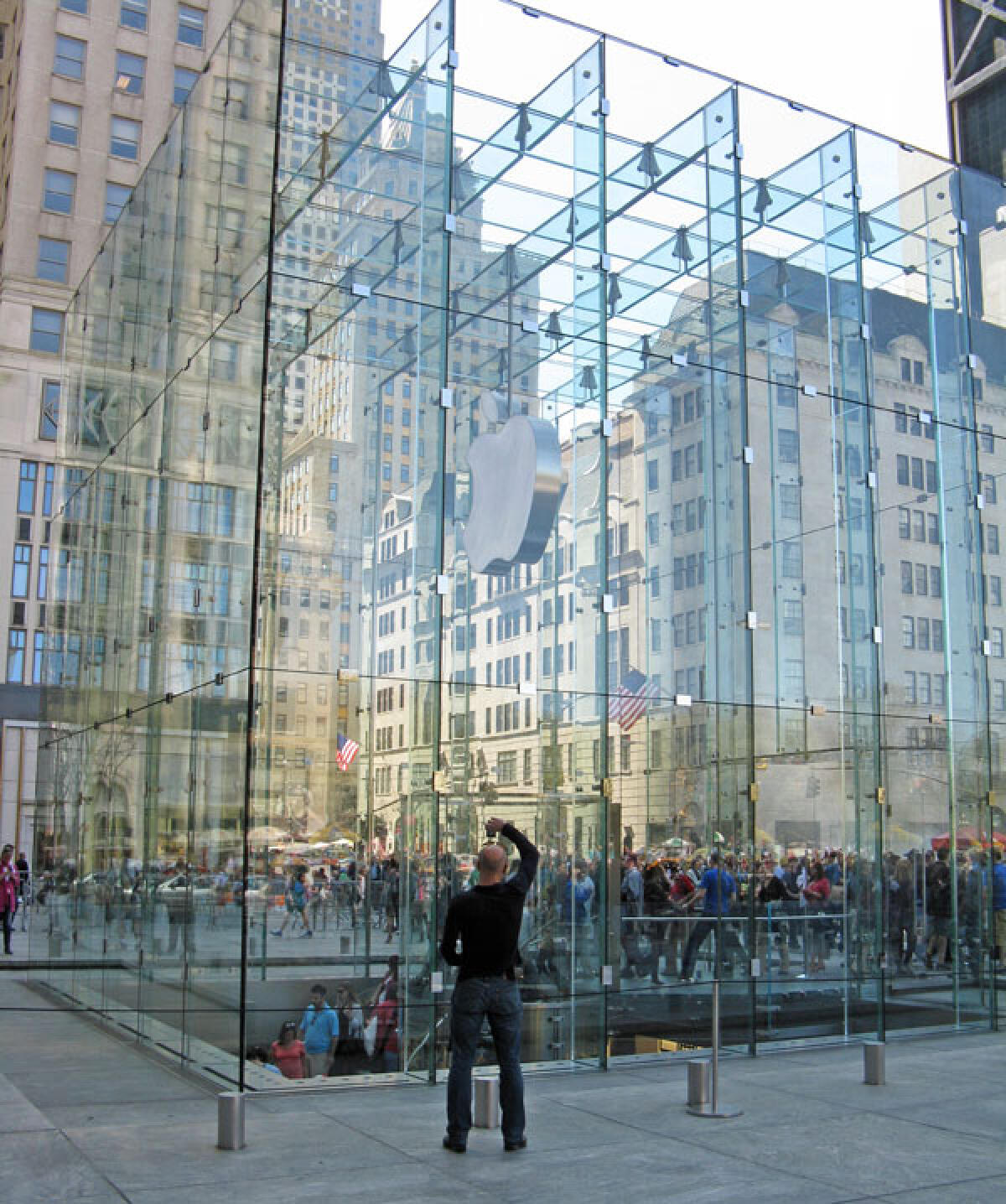 Apple store quinta strada ecco il cubo di vetro - 