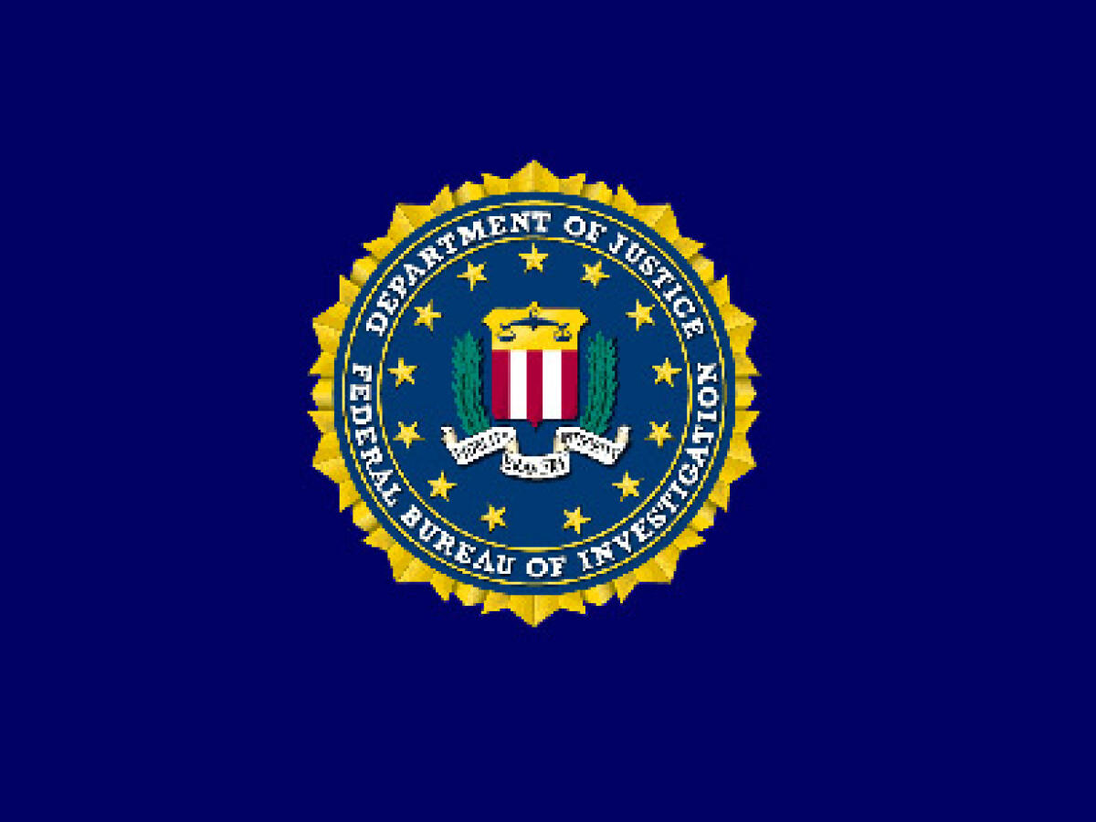 FBI lancia appello per gli smanettoni del web, Anonymous che fa? - 