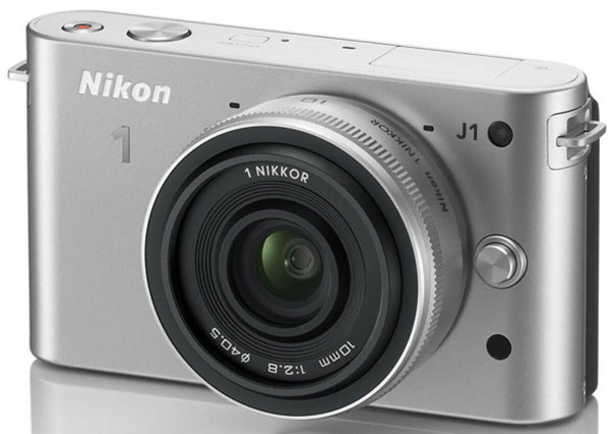 Nikon J1 e obiettivo 10-30 MM - 
