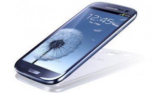 Samsung Galaxy S III vs iPhone 4S 