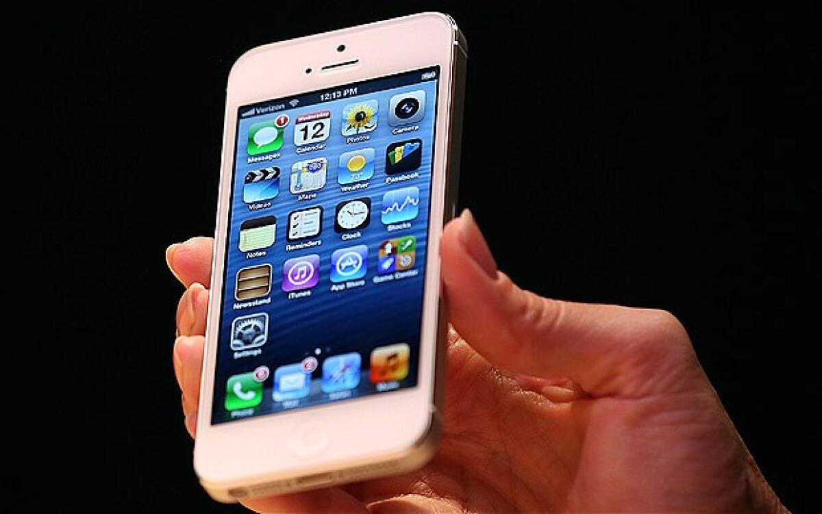 Il primo dicembre l'iPhone 5 scontato di 200 euro - 
