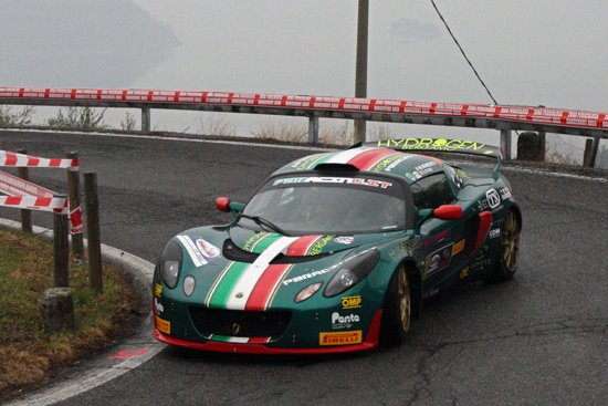 Stefano D'Aste sulla Lotus Exige al Rally Ronde del Sebino 2012, Gara conclusa con la vittoria assoluta.