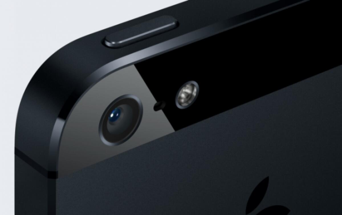Dimezzata fornitura componenti iPhone 5 - 