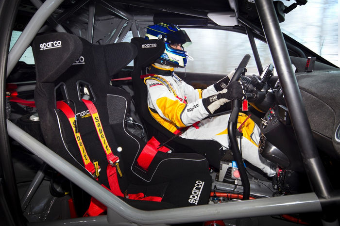 Opel_Adam_r2_700_2