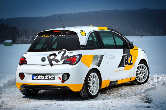 Opel_Adam_r2_700_1