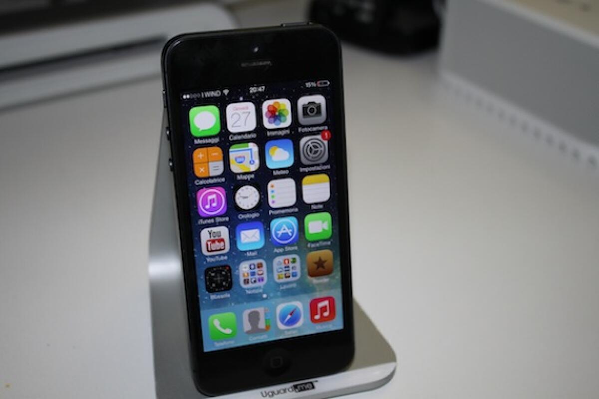 Supporto per iPhone: Uguard.Me - 