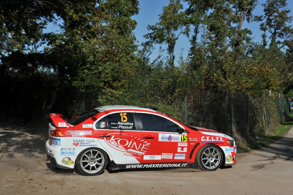 Max Rendina imbandisce un programma nel WRC-2 con una Lancer Evo X N4 - 