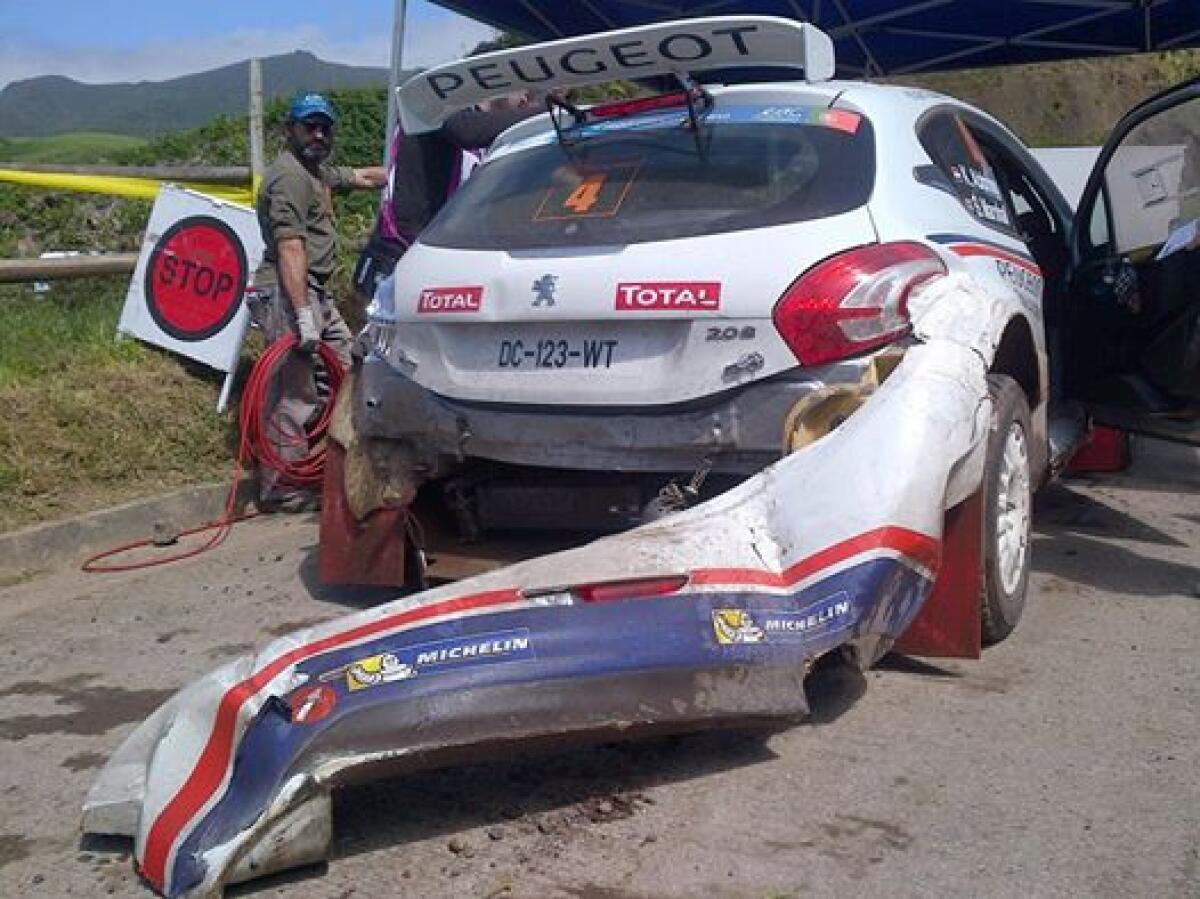 Azzorre, Dopo PS14: Sousa sempre al comando, Seconda tappa impegnativa per la 208 di Abbring - 