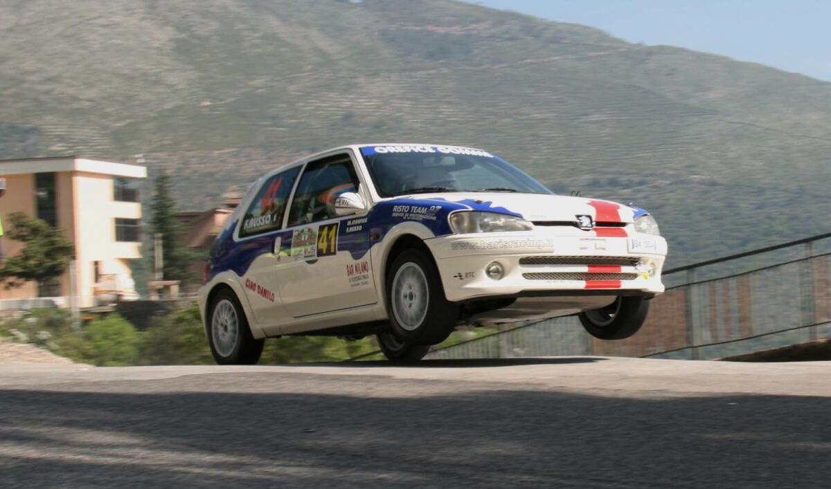 Una passione che unisce. Al rally con una navigatrice speciale - 