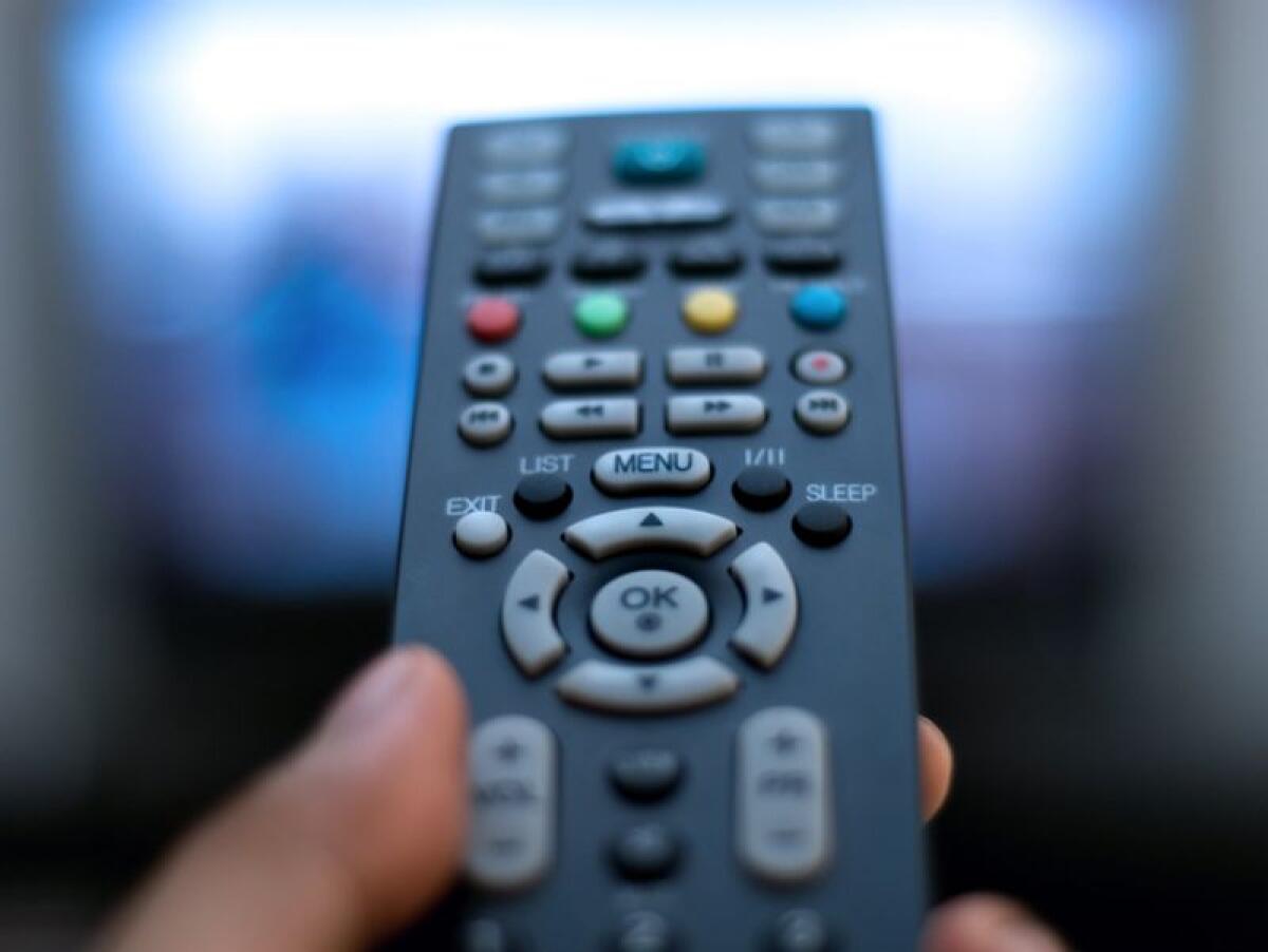 Come programmare un telecomando universale - 