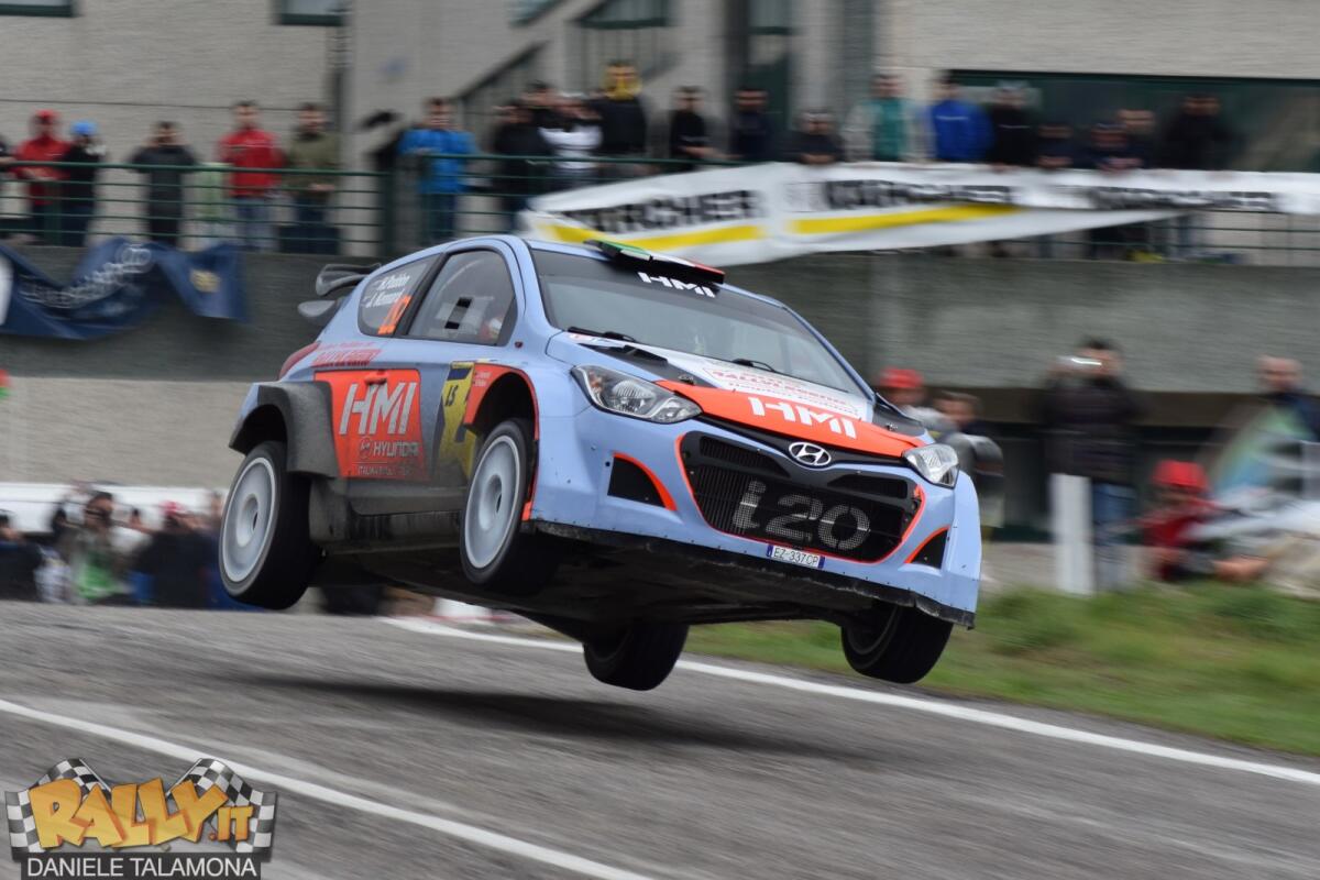 Hayden Paddon e Jari Matti Latvala show - Rallylegend 2015 - 