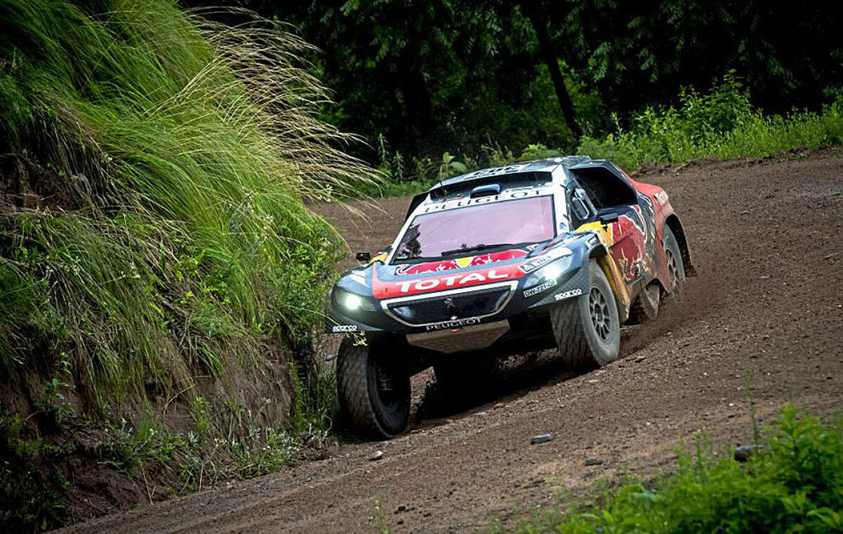 Dakar, 3^ tappa: Loeb si ripete, fra i camion è débâcle Kamaz! - 