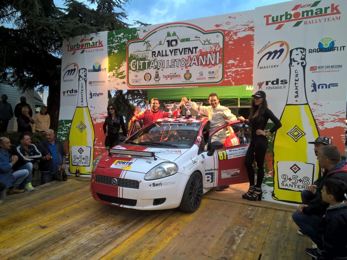 Barreca e Morana sul gradino più alto del podio in classe RSD 2 al Rally Event città di Letojanni - 