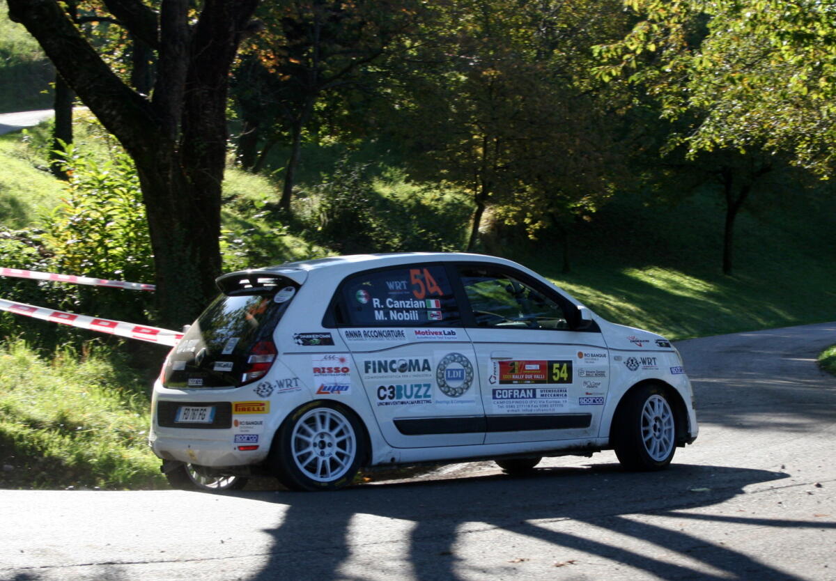 Riccardo Canzian è il primo campione del trofeo Twingo R1 - 
