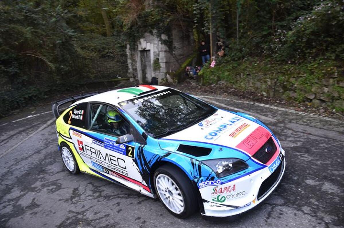Signor e Bernardi, su Focus WRC, dominano la prima giornata al Rally Como - 