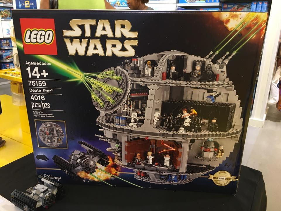 L'imponente set "LEGO Star Wars" della Morte Nera del 2016.Fonte: bricktoynews