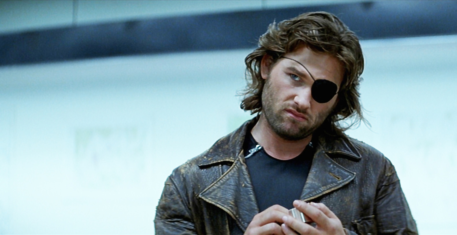 L'attore Kurt Russell nel film "1997: Fuga da New York"