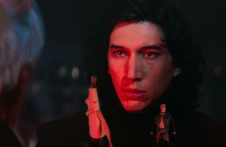 Kylo Ren in una scena del video