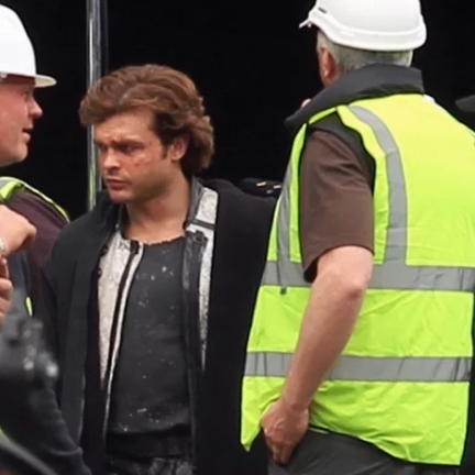 Alden Ehrenreich nei panni di Han Solo.Da: TMZ