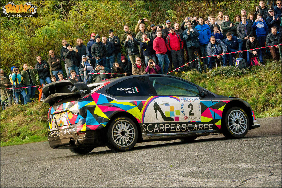 Ronde Gomitolo Lana con 90 iscritti - 