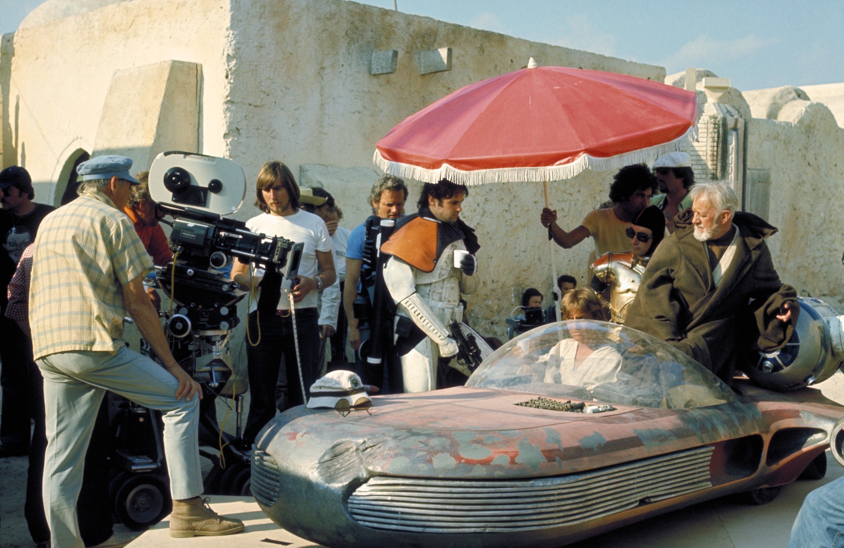 Uno scorcio delle riprese di Star Wars in Tunisia.Fonte: starwars.com