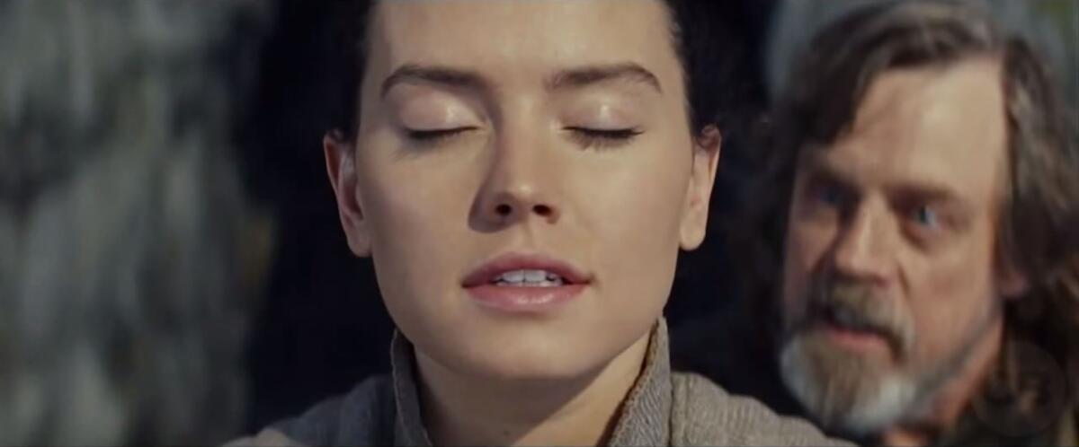 Un dialogo inedito tra Luke e Rey in uno spot di The Last Jedi - Una scena del nuovo spot
