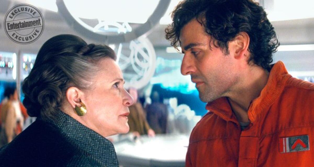 The Last Jedi: Oscar Isaac descrive una scena con Carrie Fisher - Leia e Poe discutono in Episodio VIII.
Da: EW