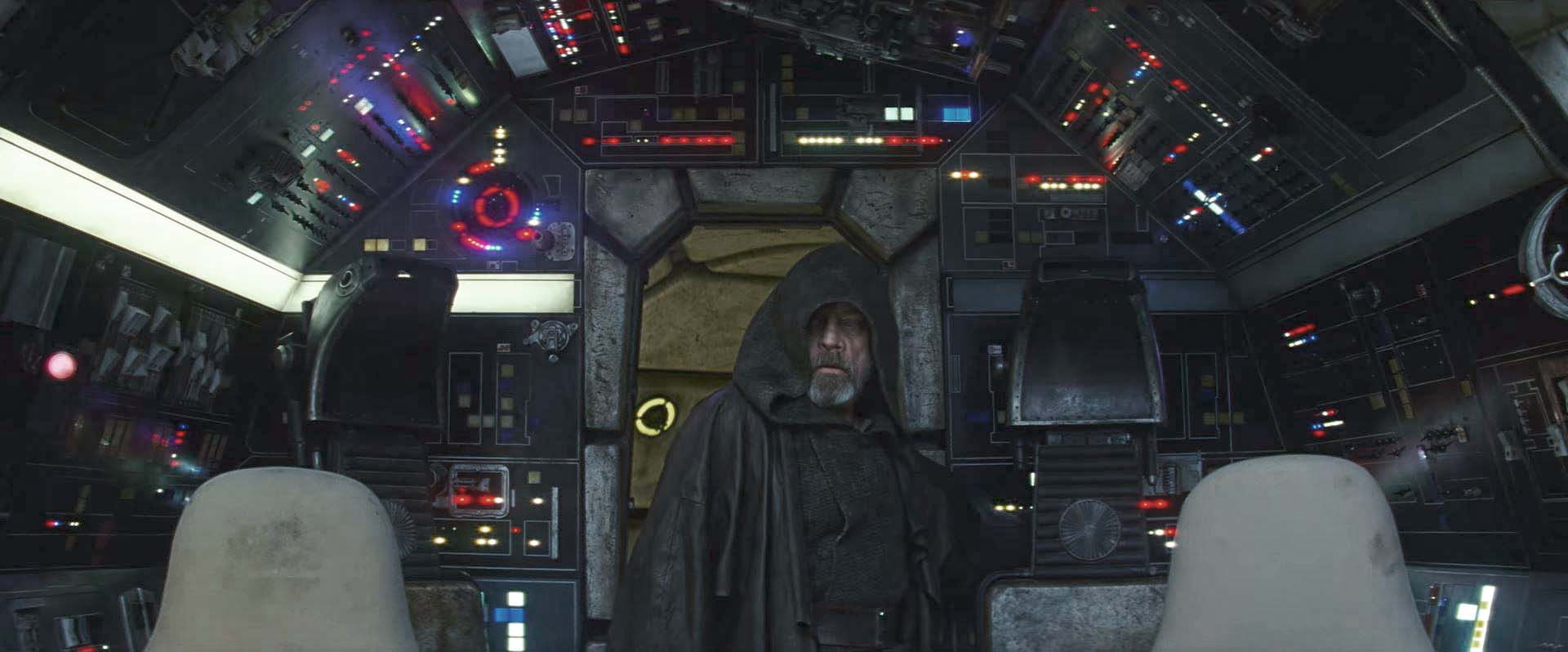 Luke Skywalker sul Millennium Falcon nel trailer ":45" di The Last Jedi