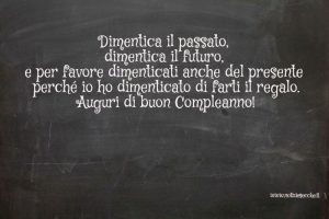 Frasi di auguri divertenti per i 18 anni
