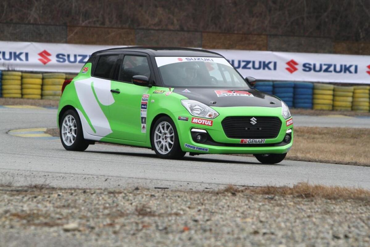 Presentata la nuova Suzuki 1.0 Boosterjet RS per i trofei monomarca - 