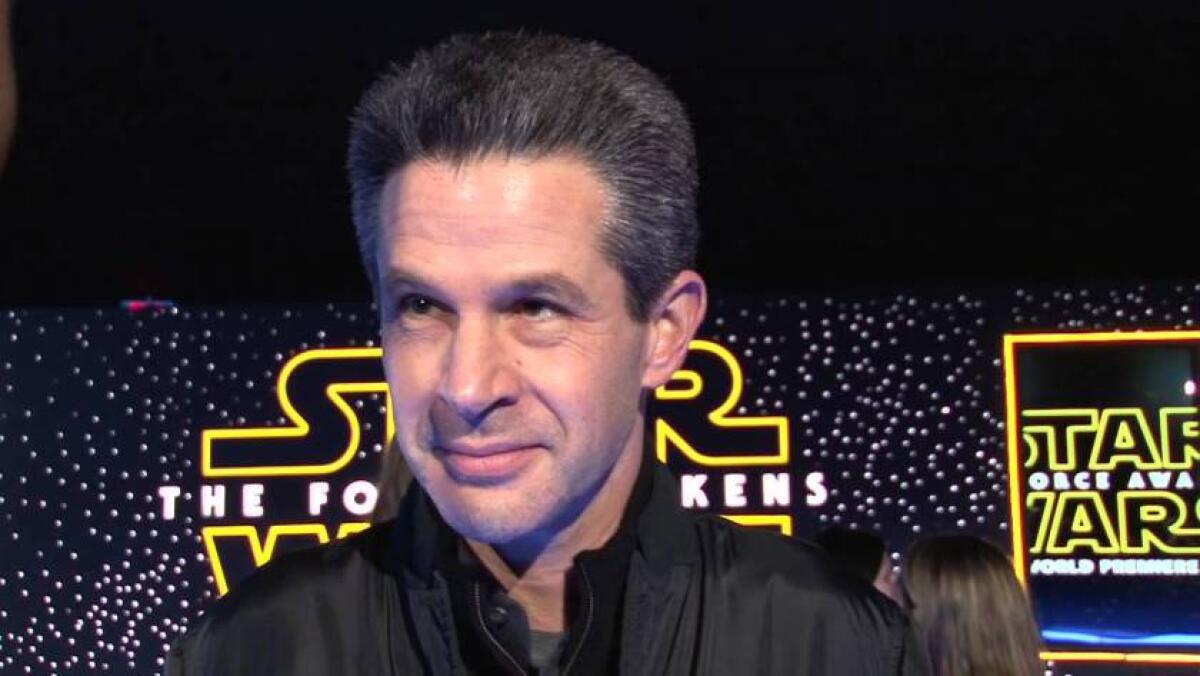 Simon Kinberg sta scrivendo un nuovo film di Star Wars - Il produttore Simon Kinberg.
Da: geeks of color