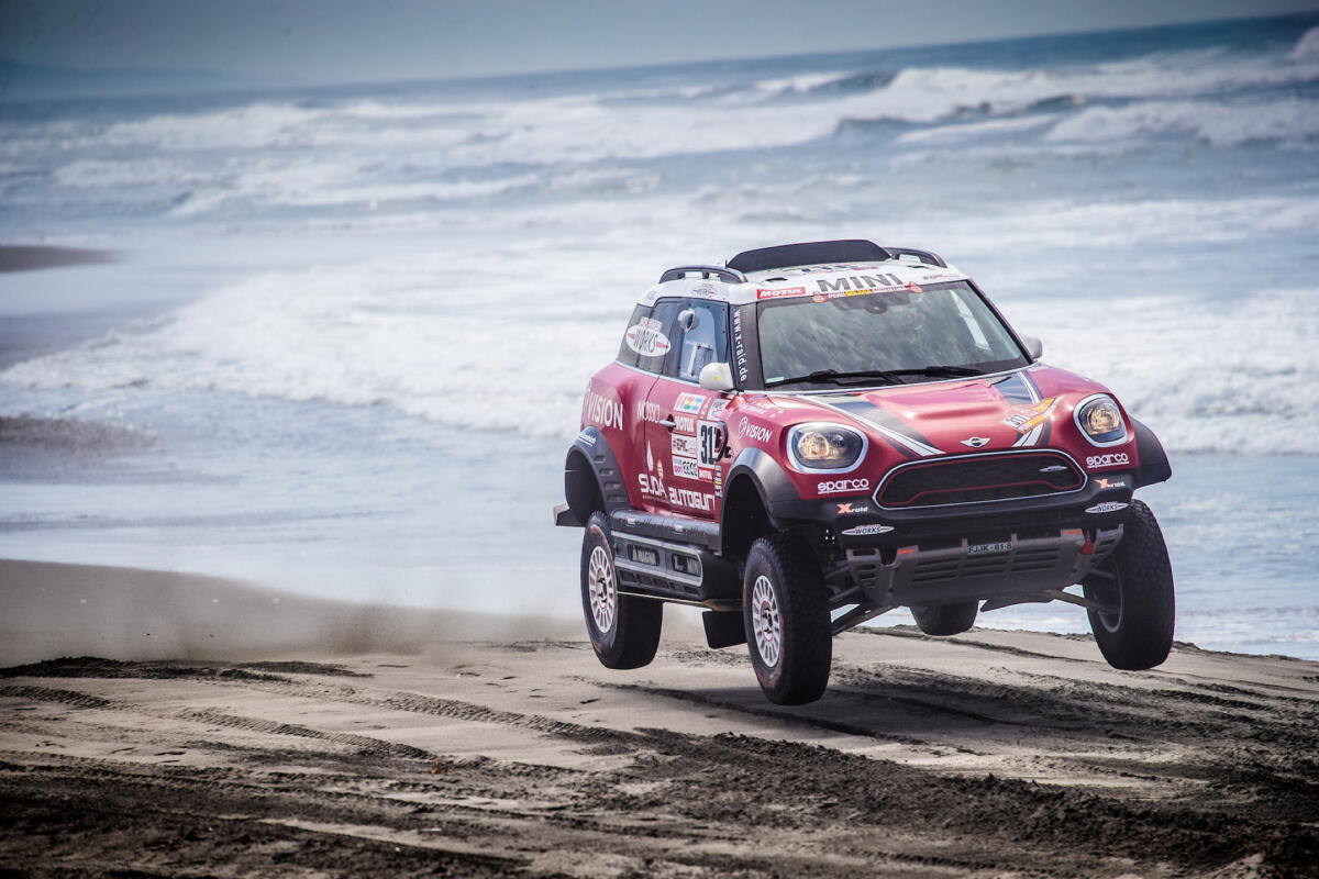 Mini X-Raid: torna al volante Luc Alphand! Ad Abu Dhabi c'è anche l'italiano Amos - 